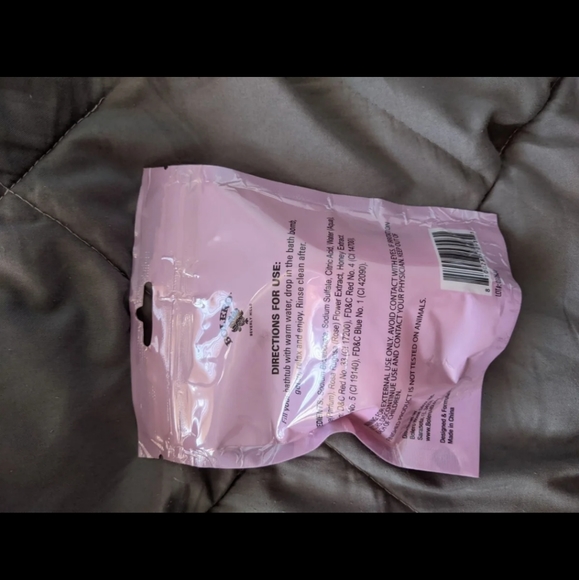 Bolero rose petal & honey bath bombs - Picture 2 of 2